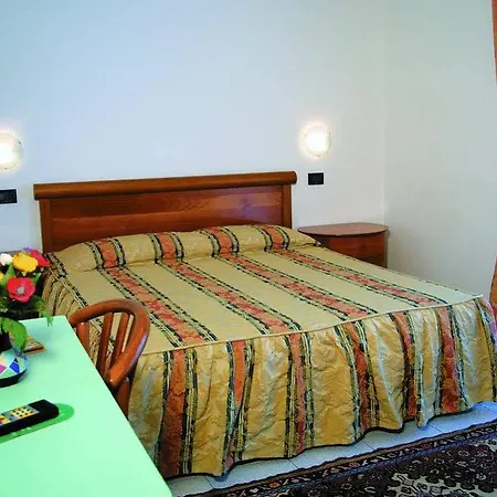 Otel La Pigna Lignano Sabbiadoro